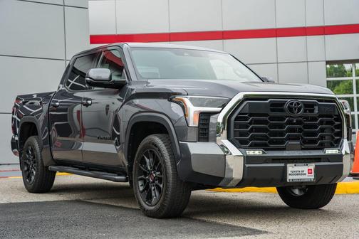 Magnetic Gray Metallic 2023 Toyota Tundra SR5