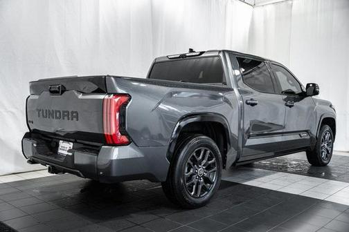 2022 Toyota Tundra Platinum