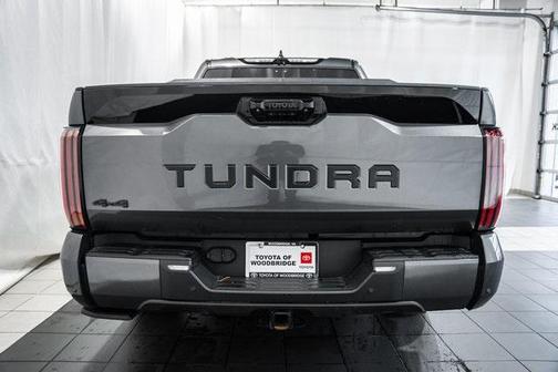 2022 Toyota Tundra Platinum