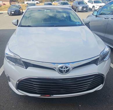 2016 Toyota Avalon XLE
