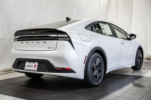 Wind Chill Prl 2026 Toyota Prius Plug-In Hybrid SE