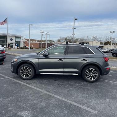 2022 Audi Q5 45 S line Premium