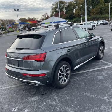 2022 Audi Q5 45 S line Premium