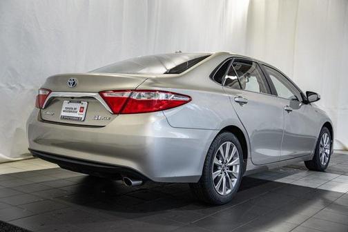 2017 Toyota Camry Hybrid XLE