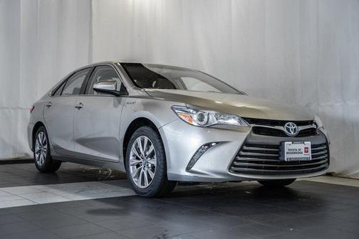 2017 Toyota Camry Hybrid XLE