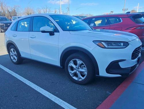 2025 Honda HR-V LX