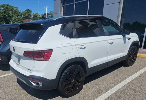 2024 Volkswagen Taos 1.5T SE