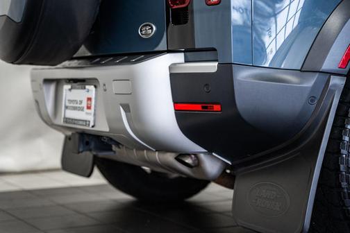 Tasman Blue Metallic 2020 Land Rover Defender 110 HSE