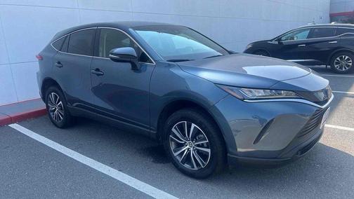 2022 Toyota Venza LE
