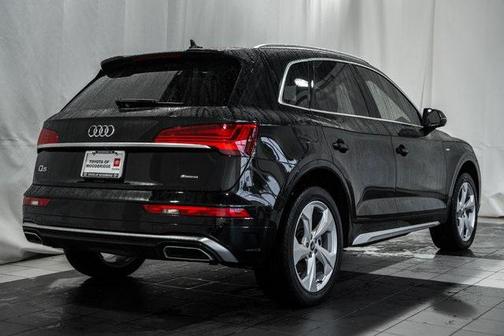 2022 Audi Q5 45 S line Premium Plus