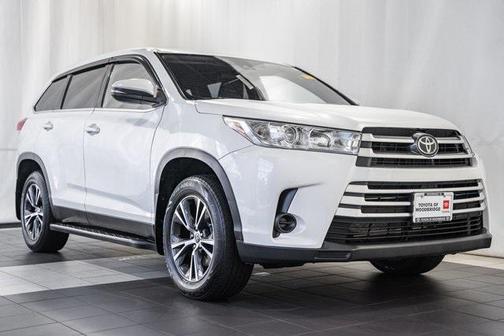 2019 Toyota Highlander LE