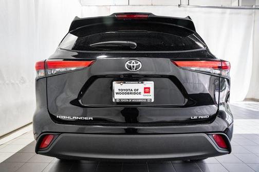 2022 Toyota Highlander LE