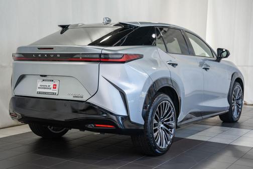Iridium 2023 Lexus RZ 450e Luxury
