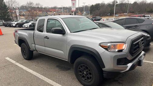 2022 Toyota Tacoma SR
