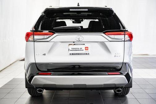 2025 Toyota RAV4 Hybrid SE