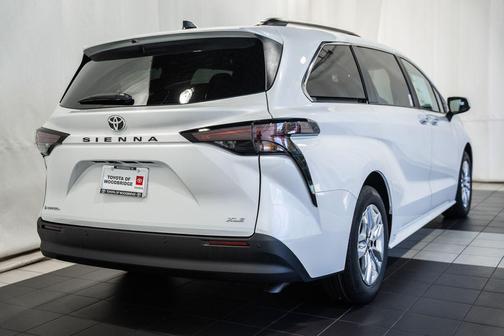 Wind Chill Prl 2026 Toyota Sienna XLE