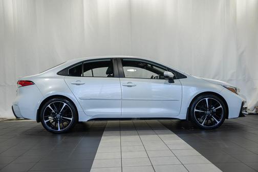 Wind Chill Pearl 2023 Toyota Corolla SE