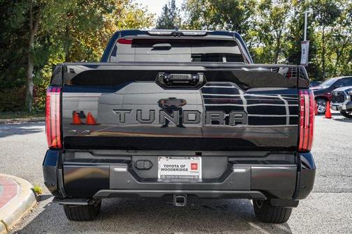 2024 Toyota Tundra Hybrid Platinum