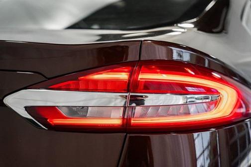2019 Ford Fusion Hybrid SEL