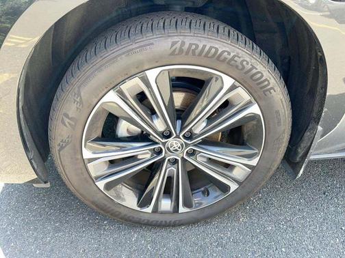 2023 Toyota bZ4X Limited