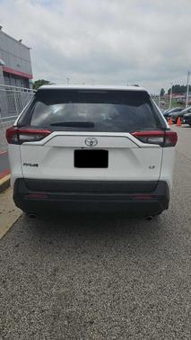 2020 Toyota RAV4 LE