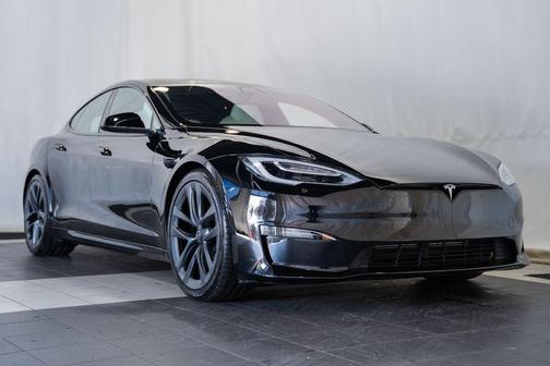 2022 Tesla Model S Plaid