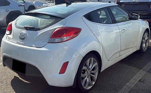 2013 Hyundai Veloster Base