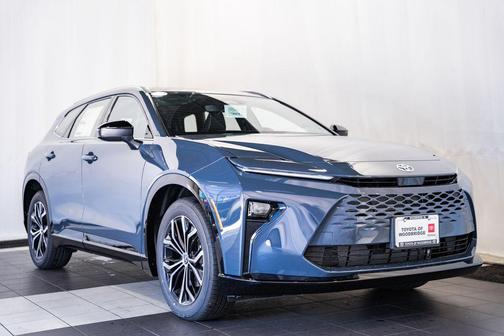 2026 Toyota Crown Signia XLE