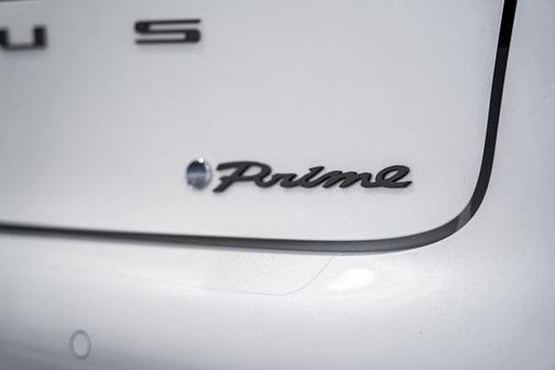 2024 Toyota Prius Prime SE