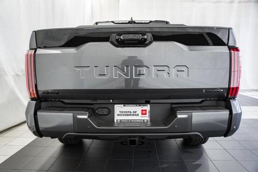 2025 Toyota Tundra Hybrid Platinum
