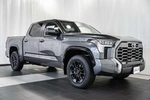 2025 Toyota Tundra Hybrid Platinum