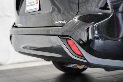 2024 Toyota Highlander Hybrid Limited