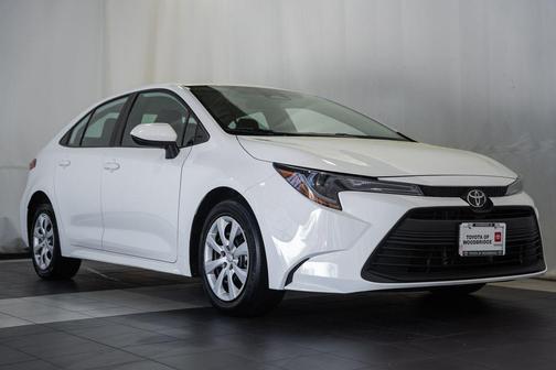 Ice 2024 Toyota Corolla LE