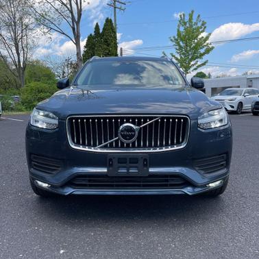 Denim Blue Metallic 2022 Volvo XC90 T6 Momentum