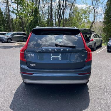 Denim Blue Metallic 2022 Volvo XC90 T6 Momentum