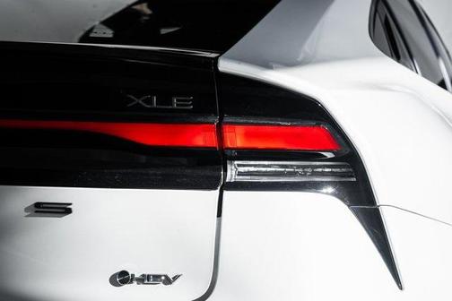 2024 Toyota Prius XLE