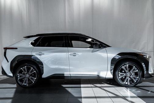2023 Toyota bZ4X Limited