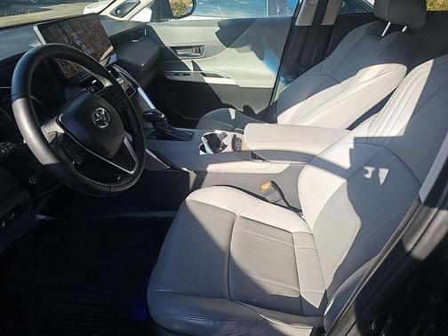 2023 Toyota Venza Limited