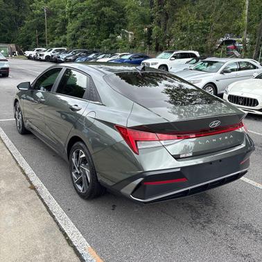 Amazon Gray 2024 Hyundai ELANTRA SEL