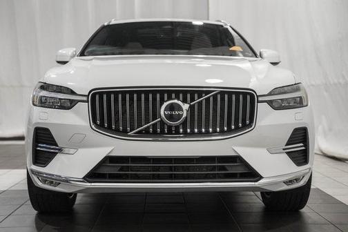 2022 Volvo XC60 B5 Inscription