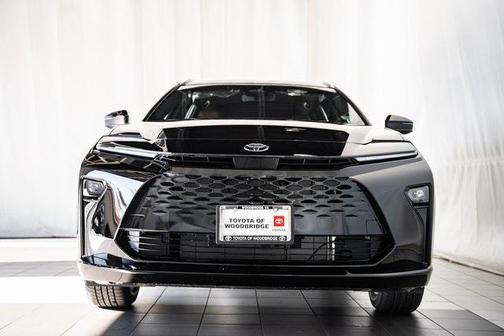 2025 Toyota Crown Signia XLE