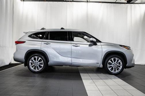 2023 Toyota Highlander Hybrid Limited