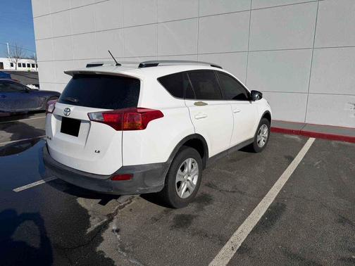 2013 Toyota RAV4 LE