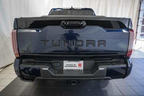 2022 Toyota Tundra Hybrid Platinum
