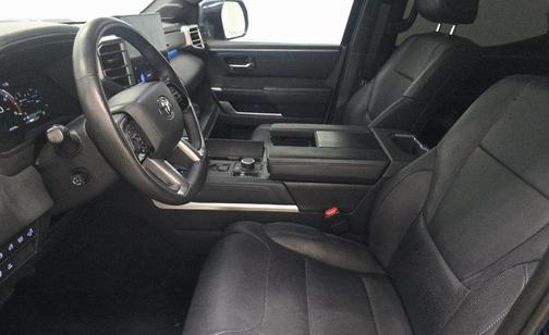 2022 Toyota Tundra Hybrid Platinum