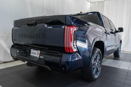 2022 Toyota Tundra Hybrid Platinum