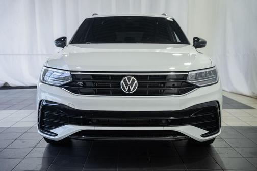 Opal White Pearl 2024 Volkswagen Tiguan 2.0T SE R-Line Black