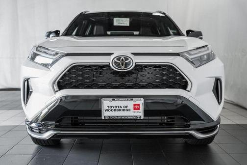 2025 Toyota RAV4 Hybrid SE