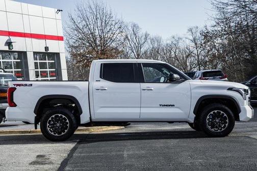 2025 Toyota Tundra SR5