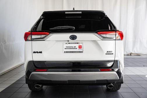 2021 Toyota RAV4 Hybrid SE